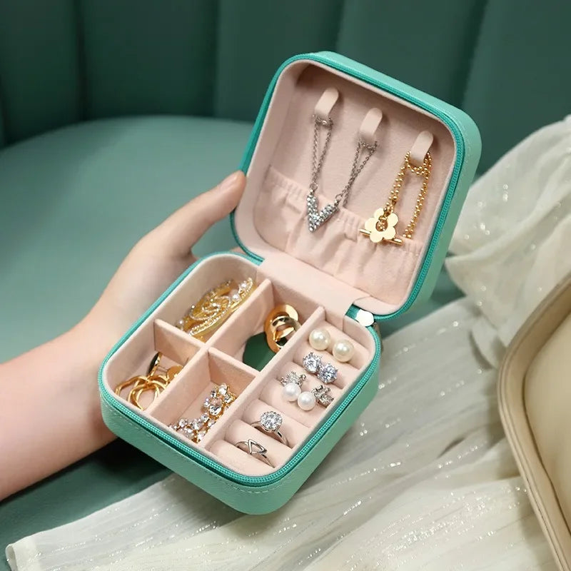 Jewelry Storage Box Travel Organizer Jewelry Case Leather Storage Earrings Necklace Ring Jewelry Organizer Display Portable