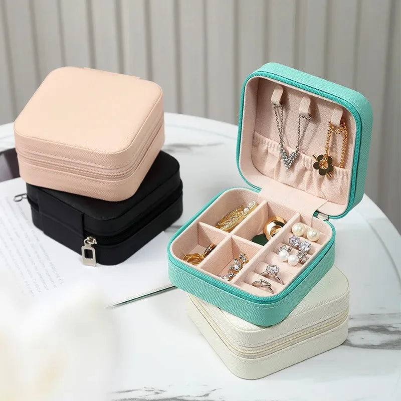 Jewelry Storage Box Travel Organizer Jewelry Case Leather Storage Earrings Necklace Ring Jewelry Organizer Display Portable